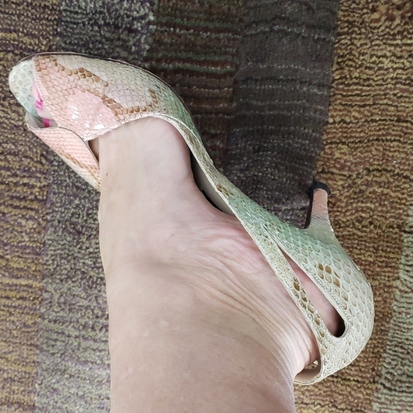 STUART Weitzman For Mr Seymour Snake Skin Peeptoe Heels 8.5 Multicolor in Box EU - Picture 15 of 16